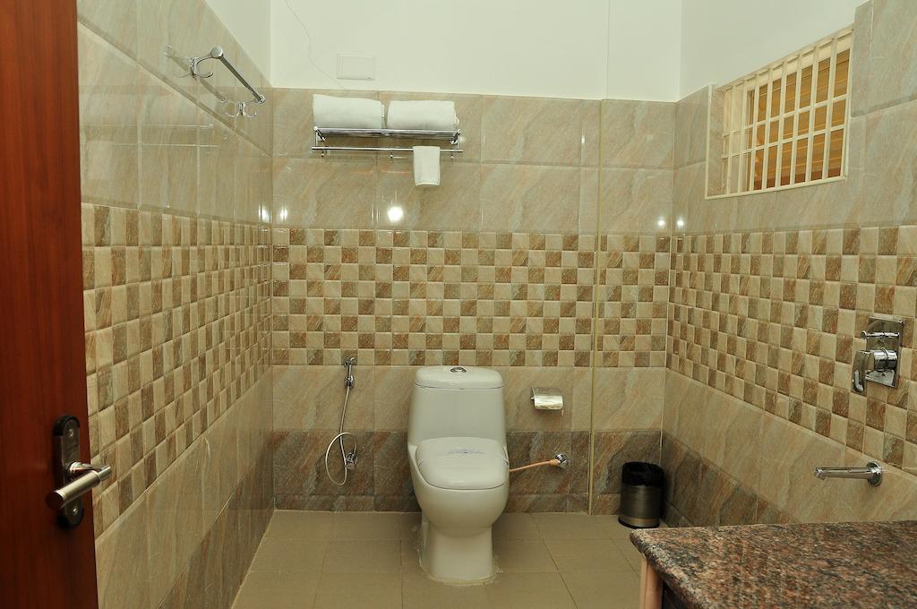 Holiday Hill Hotel & Suites Sultan Bathery Phòng bức ảnh
