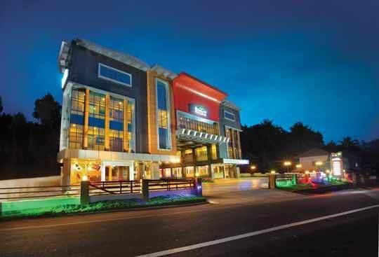 Holiday Hill Hotel & Suites Sultan Bathery Ngoại thất bức ảnh