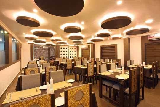 Holiday Hill Hotel & Suites Sultan Bathery Ngoại thất bức ảnh