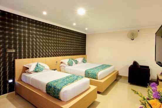 Holiday Hill Hotel & Suites Sultan Bathery Ngoại thất bức ảnh