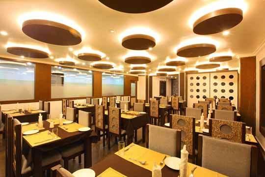 Holiday Hill Hotel & Suites Sultan Bathery Ngoại thất bức ảnh