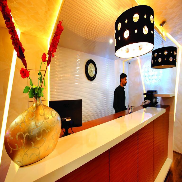 Holiday Hill Hotel & Suites Sultan Bathery Ngoại thất bức ảnh